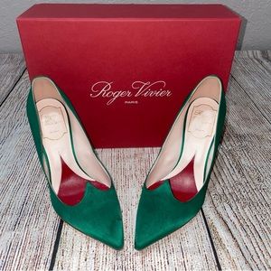 Roger Viver Satin Green Pump Sz 5.5 (35.5)